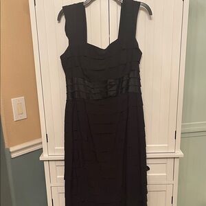 Jones New York Black Layered Midi Dress